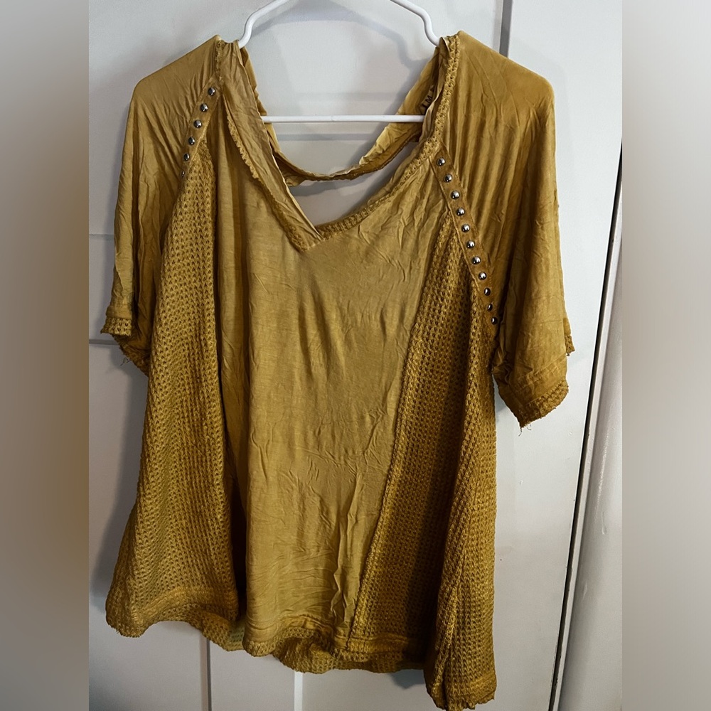 POL shirt size M